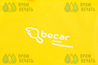 Желтая футболка-поло с логотипом «becar»