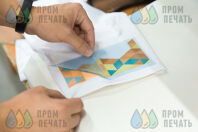 Белые футболки с надписью «Норди-Палки»